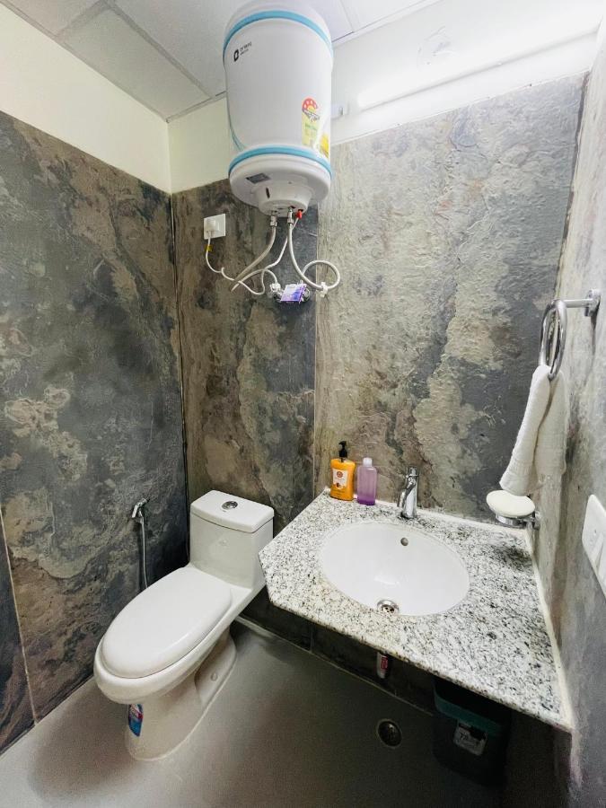 Alankrita Homes Lucknow Extérieur photo