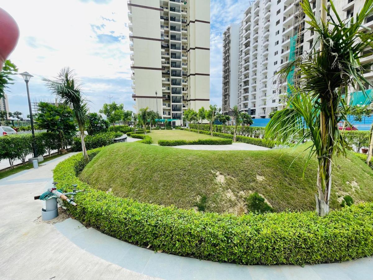 Alankrita Homes Lucknow Extérieur photo