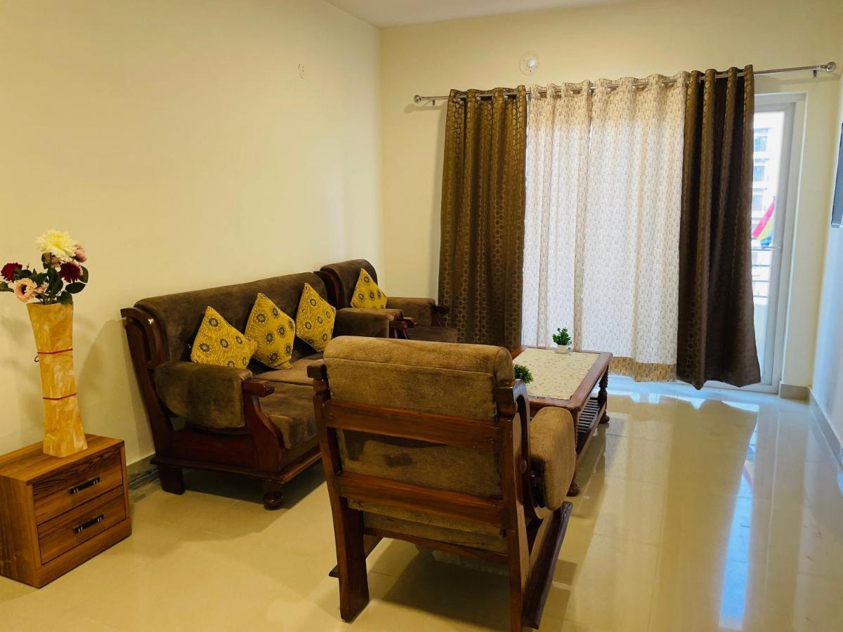 Alankrita Homes Lucknow Extérieur photo